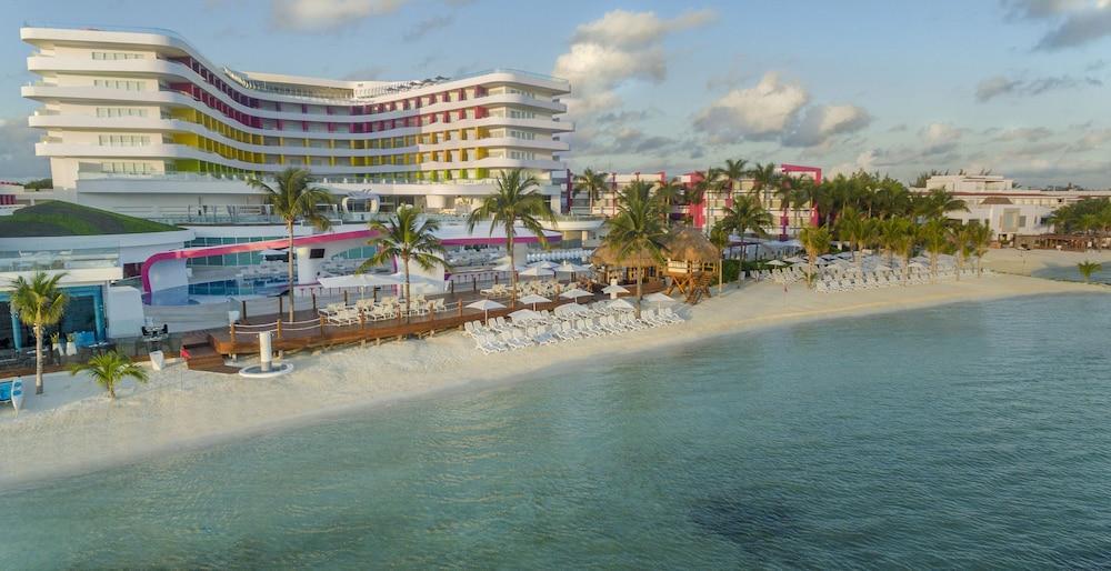 Temptation At The Tower Cancun Resort (Adults Only) Bagian luar foto