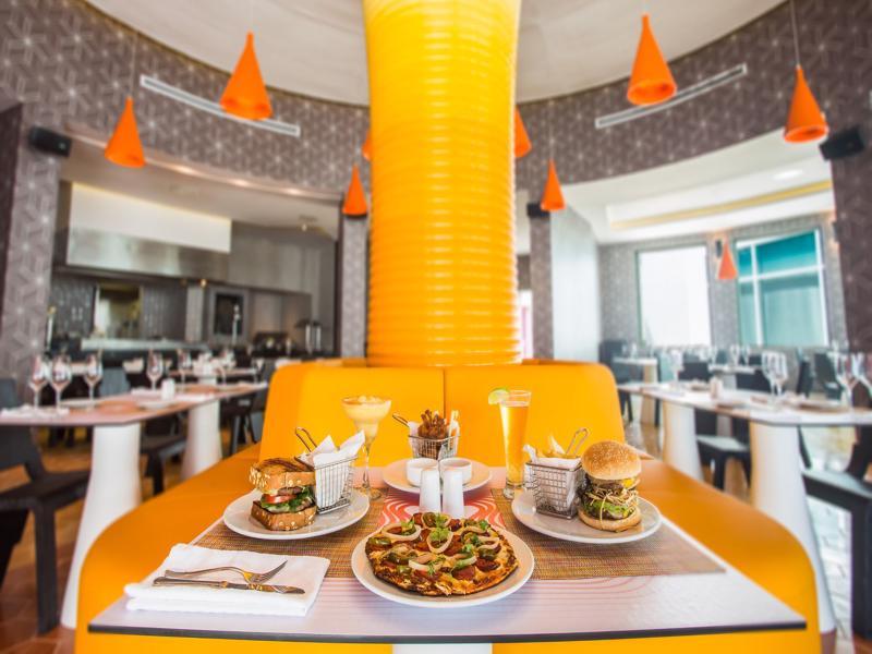Temptation At The Tower Cancun Resort (Adults Only) Bagian luar foto